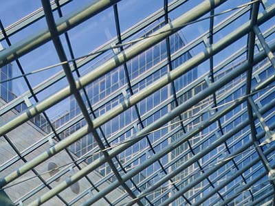 Sklenený svetlík z oceľových profilov pre budovy a objekty